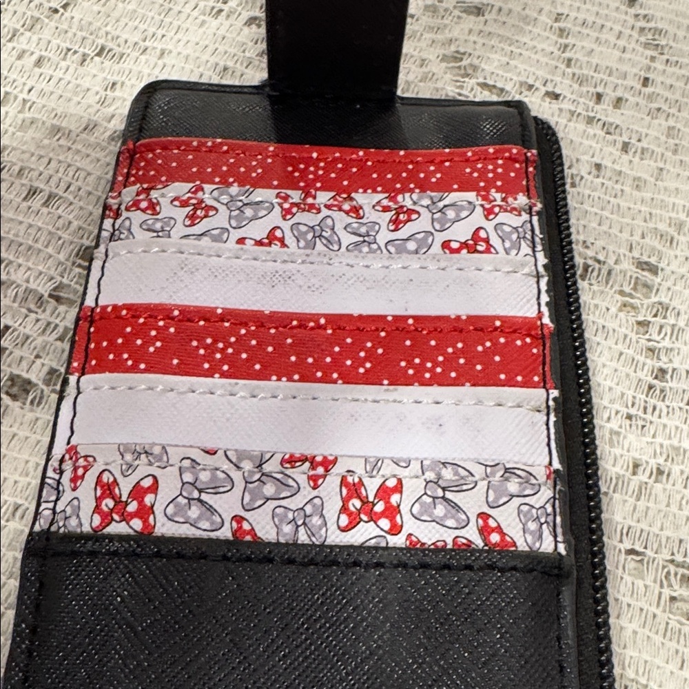 Disney Parks wallet Minnie Mouse card slots zipper section clear license slot - Picture 2 of 9